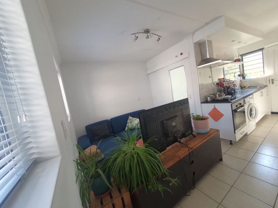 2 Bedroom Property for Sale in Maitland Western Cape